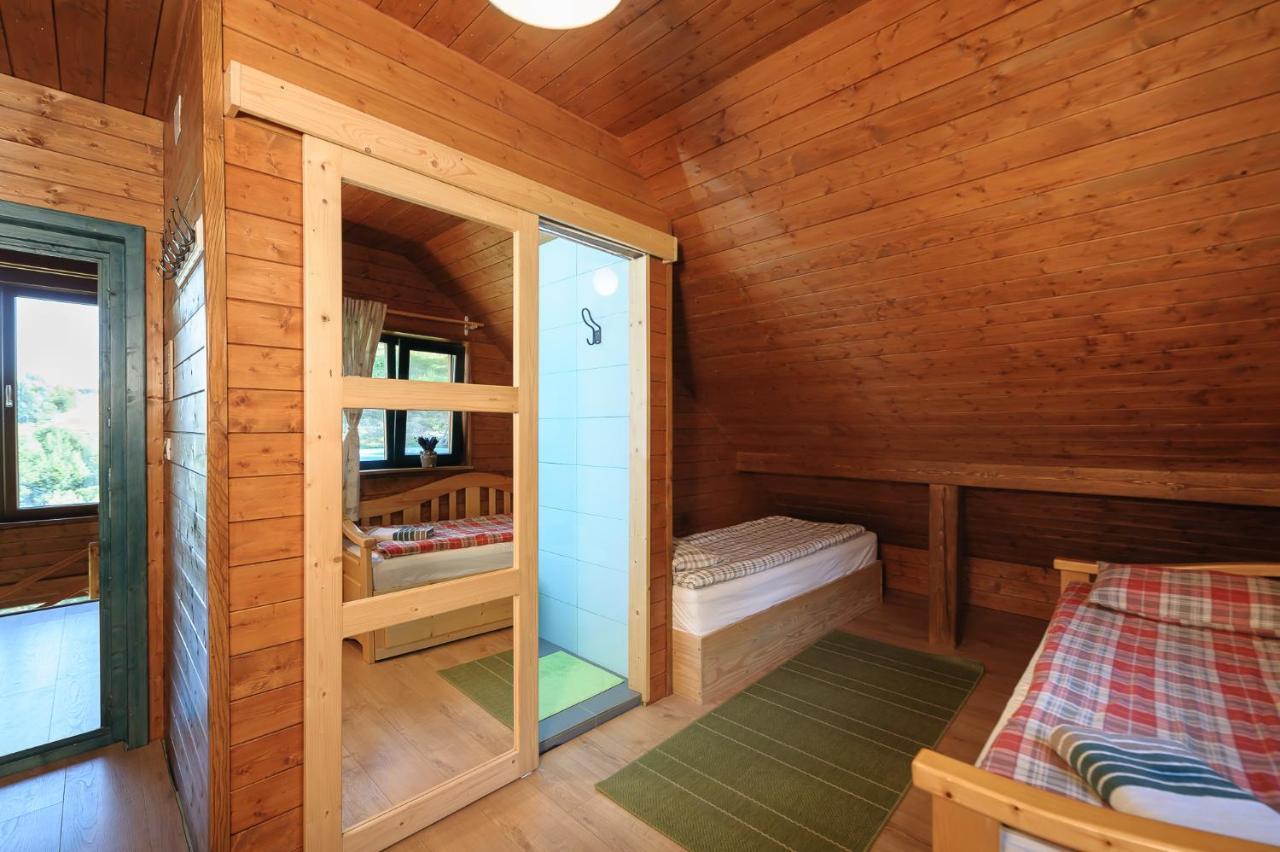 Rose Hip Hill Farm Bed & Breakfast Valea Tirnei Ngoại thất bức ảnh