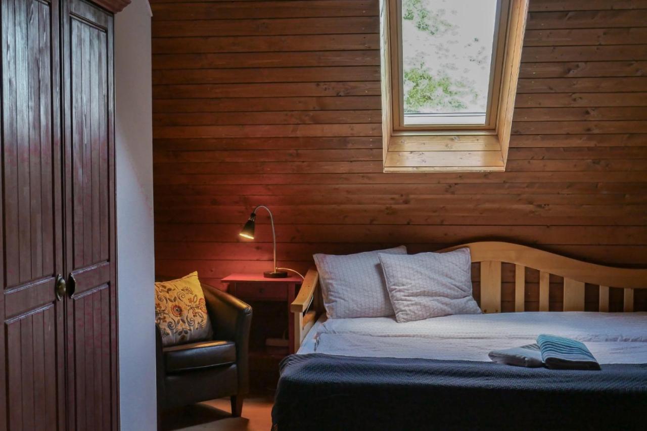 Rose Hip Hill Farm Bed & Breakfast Valea Tirnei Ngoại thất bức ảnh