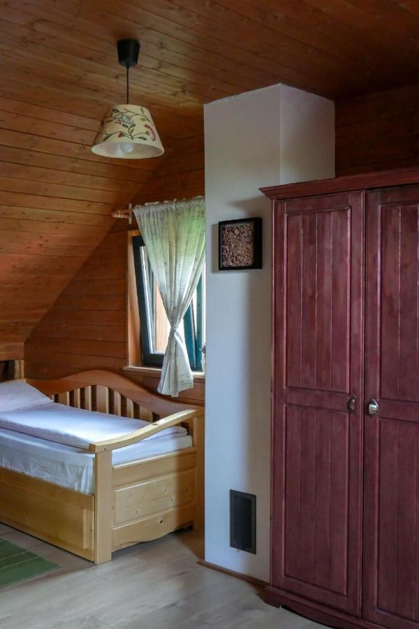 Rose Hip Hill Farm Bed & Breakfast Valea Tirnei Ngoại thất bức ảnh